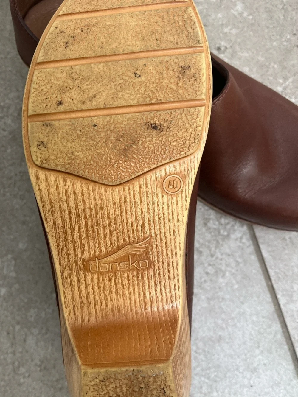 Gorgeous Leather Danskos size 40